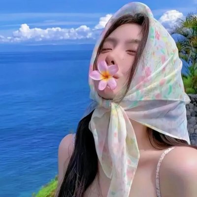 顽皮豹在树林里